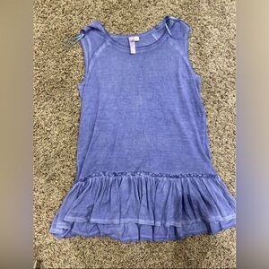 Ladies periwinkle top from Francesca’s size small
